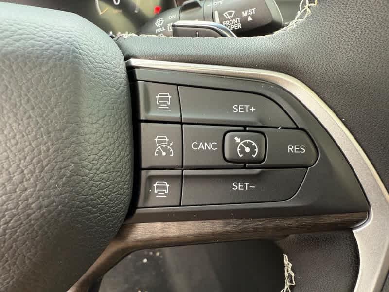 new 2025 Jeep Grand Cherokee car, priced at $48,237