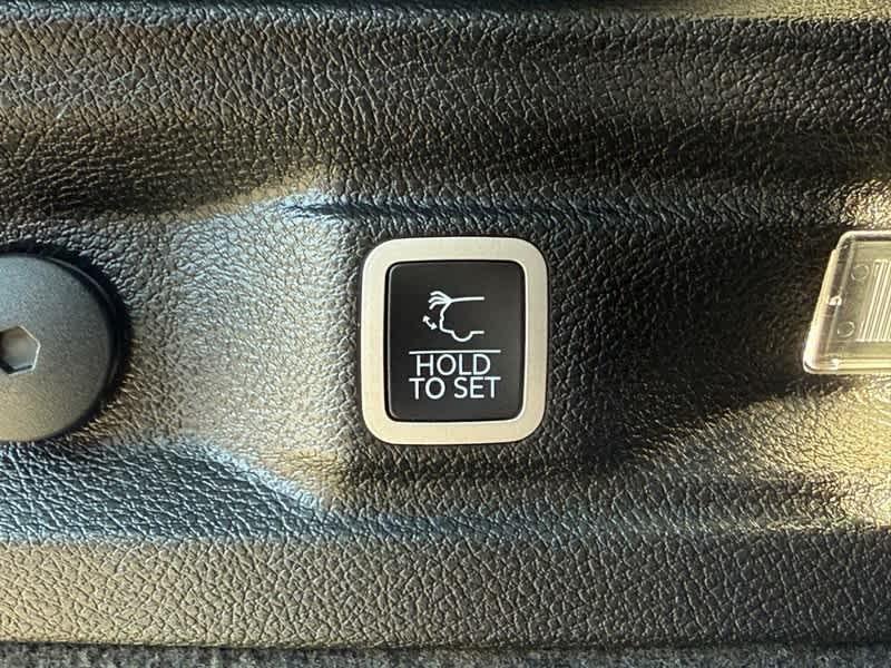 used 2021 Jeep Grand Cherokee L car, priced at $31,841