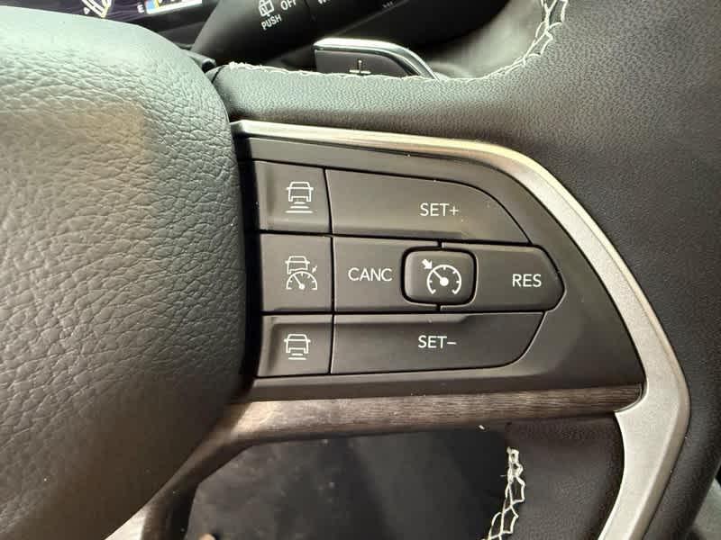 new 2025 Jeep Grand Cherokee car, priced at $47,519