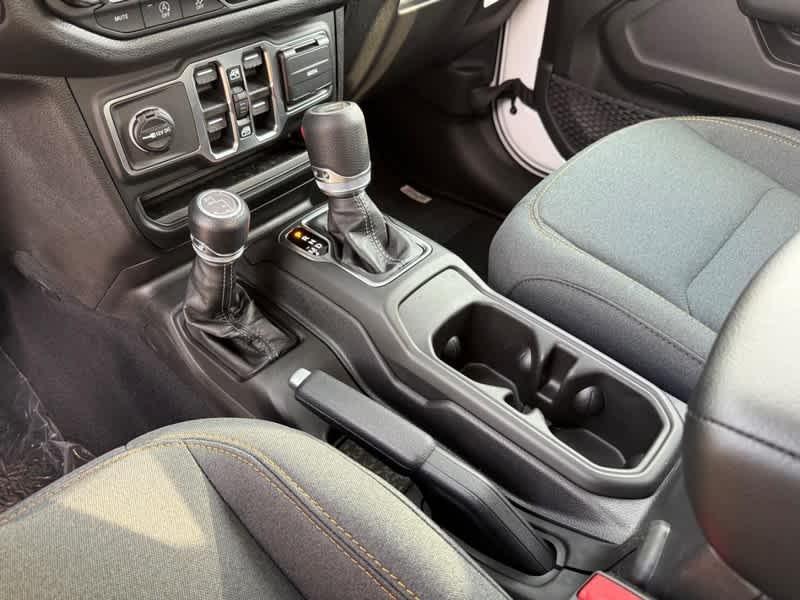 new 2026 Jeep Gladiator car, priced at $47,985