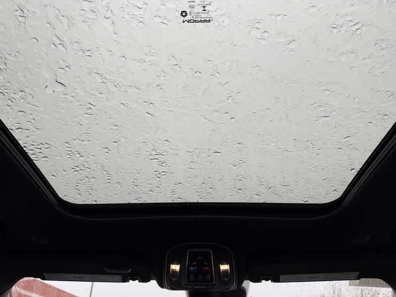 new 2025 Jeep Grand Cherokee car, priced at $48,546