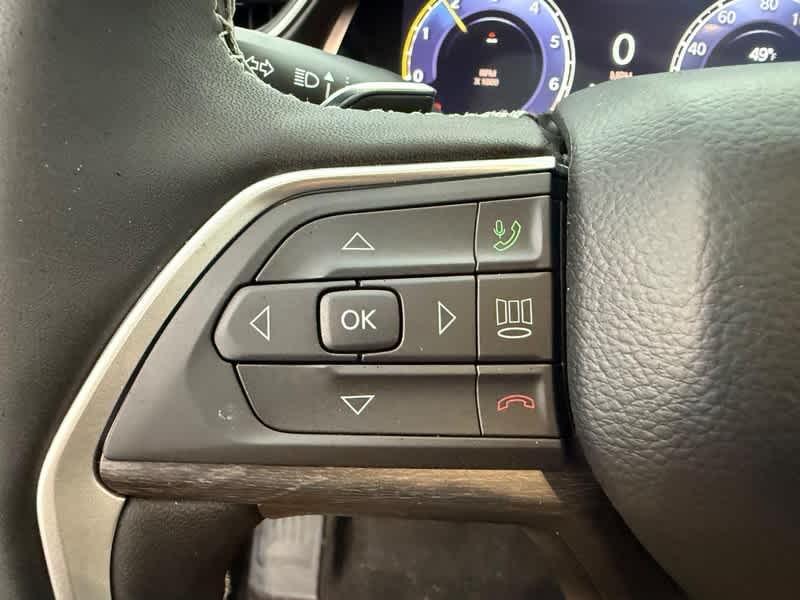 new 2025 Jeep Grand Cherokee car, priced at $48,546