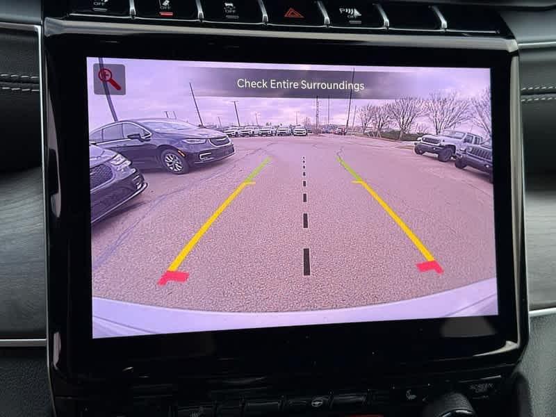 new 2025 Jeep Grand Cherokee car, priced at $48,906