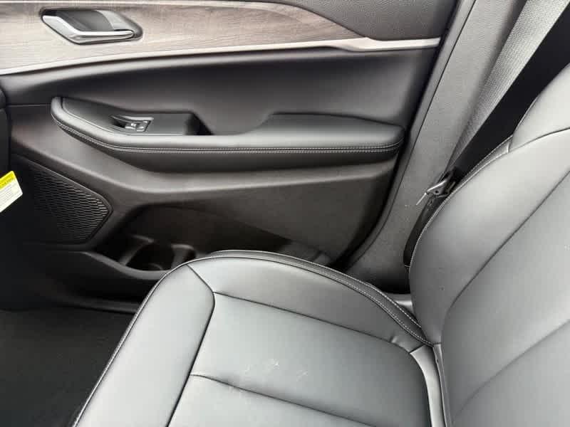 new 2025 Jeep Grand Cherokee car, priced at $48,906