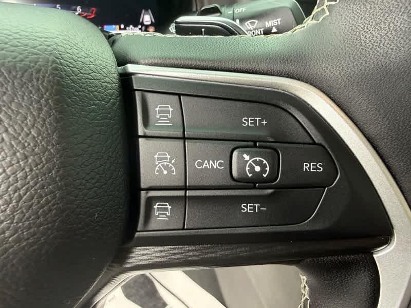 used 2024 Jeep Grand Cherokee car, priced at $35,178