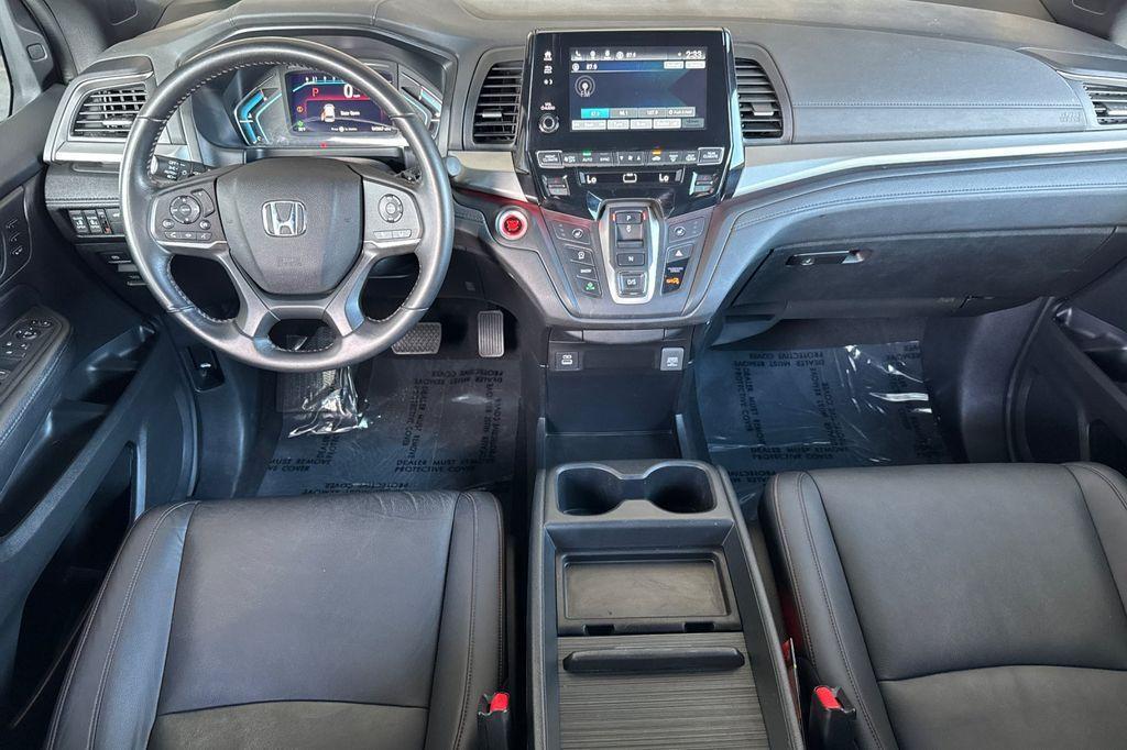 used 2024 Honda Odyssey car, priced at $34,303