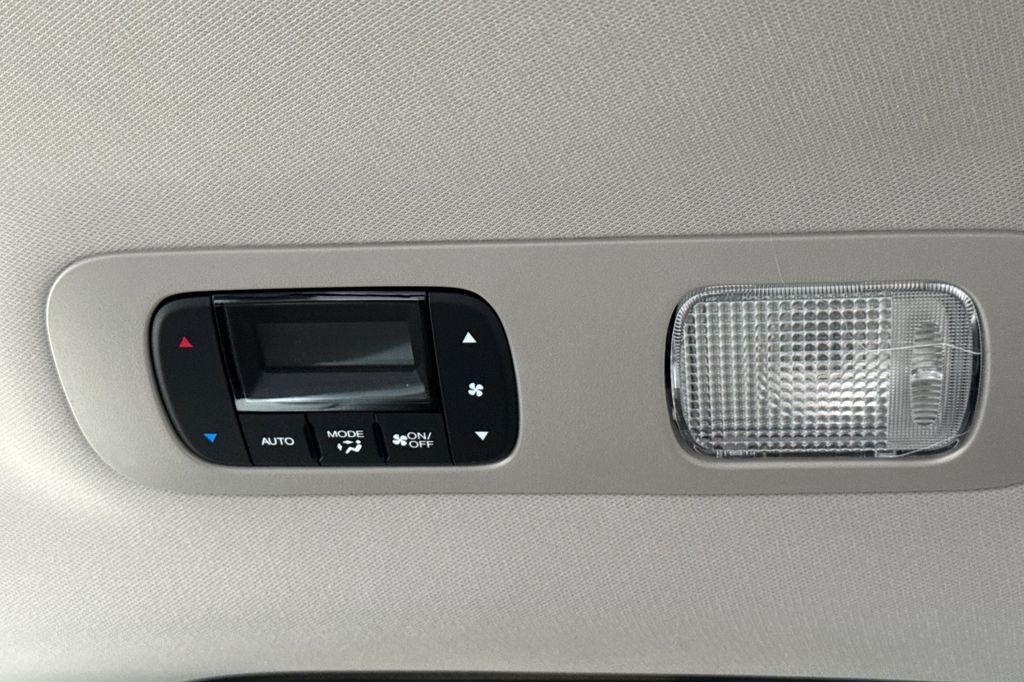 new 2026 Honda Odyssey car, priced at $44,290
