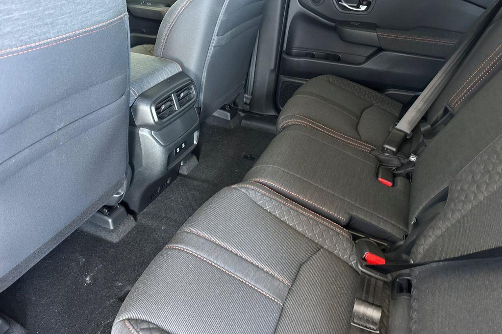 new 2026 Honda Pilot car, priced at $44,145