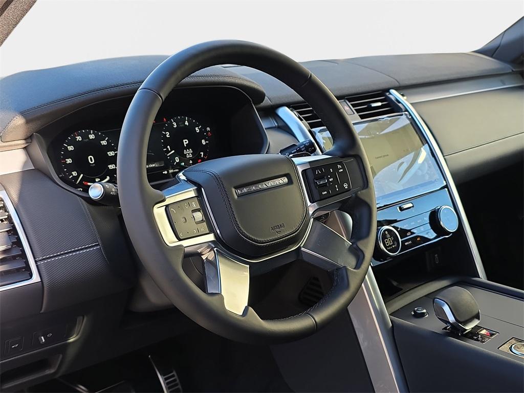 new 2026 Land Rover Discovery car