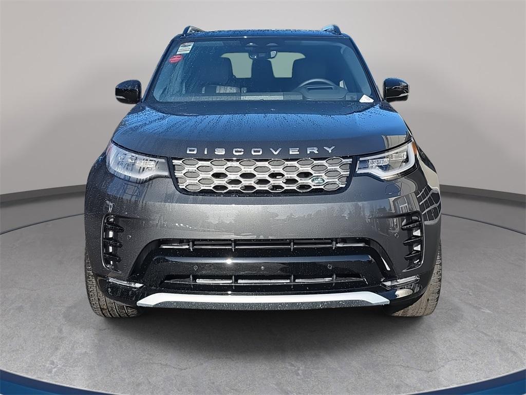 new 2026 Land Rover Discovery car