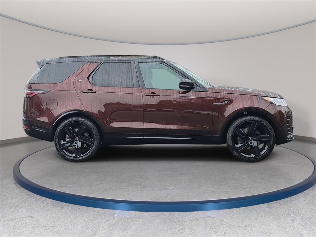 new 2026 Land Rover Discovery car