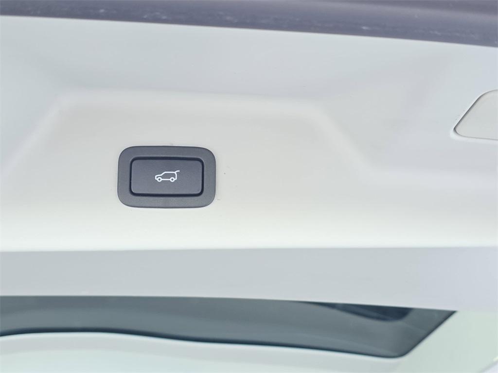 used 2022 Land Rover Range Rover car, priced at $36,491