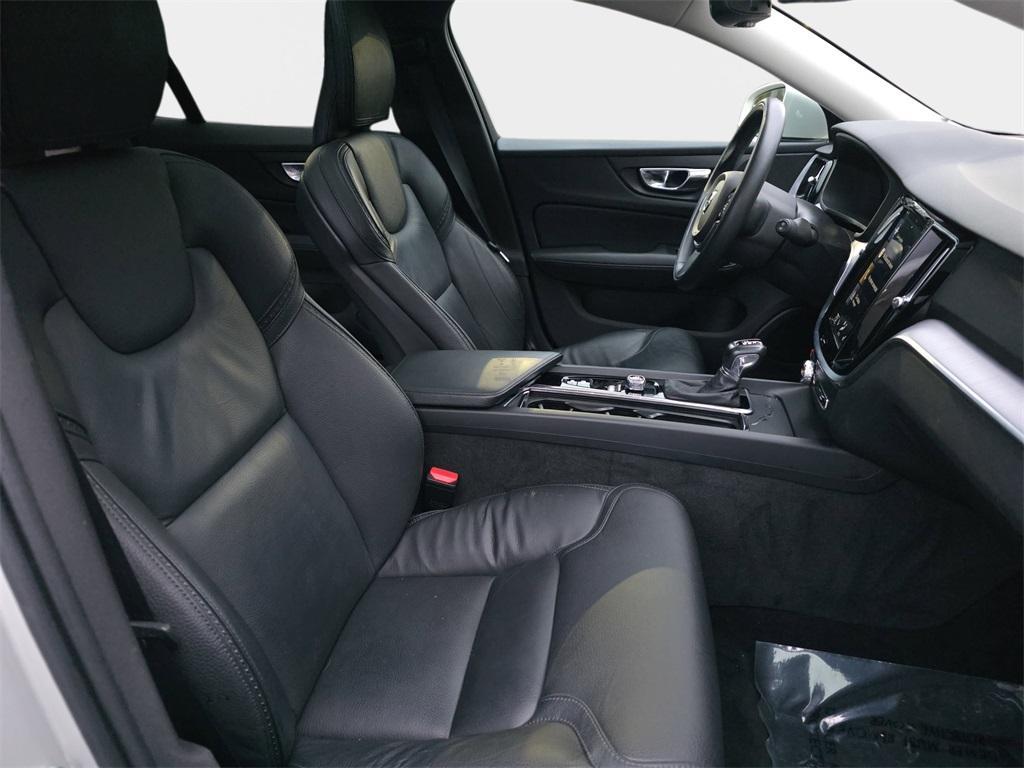 used 2020 Volvo V60 Cross Country car, priced at $21,499