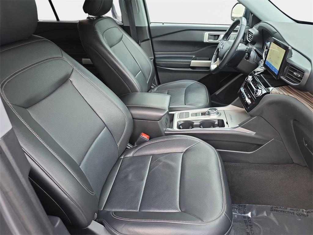 used 2022 Ford Explorer car, priced at $19,998