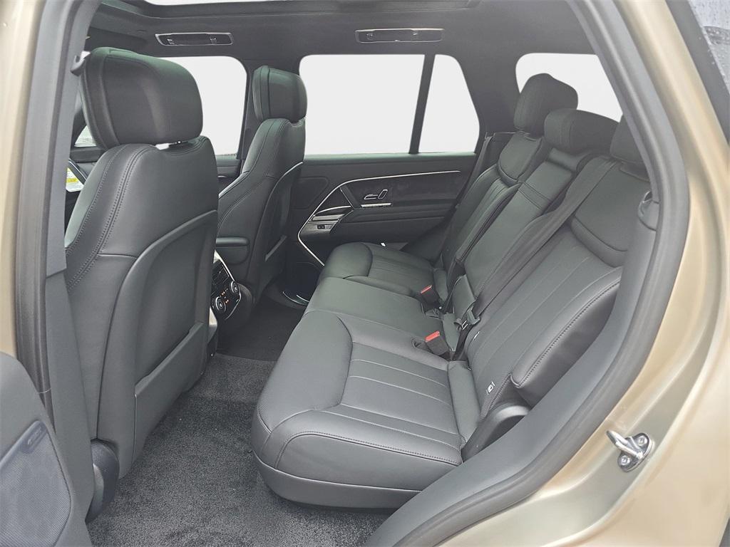 new 2025 Land Rover Range Rover car, priced at $157,850