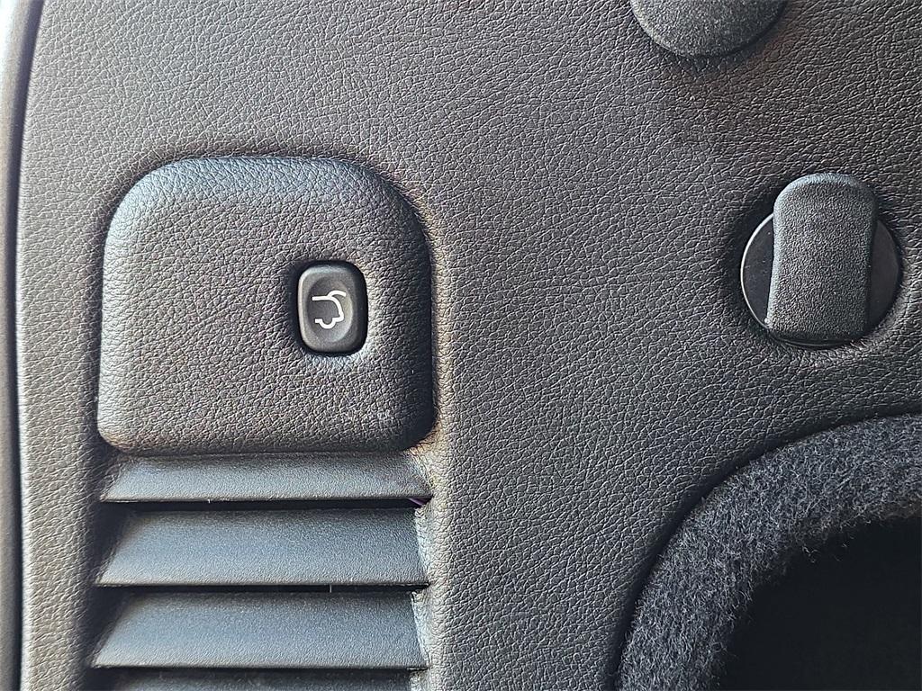 used 2019 Jeep Grand Cherokee car, priced at $17,340