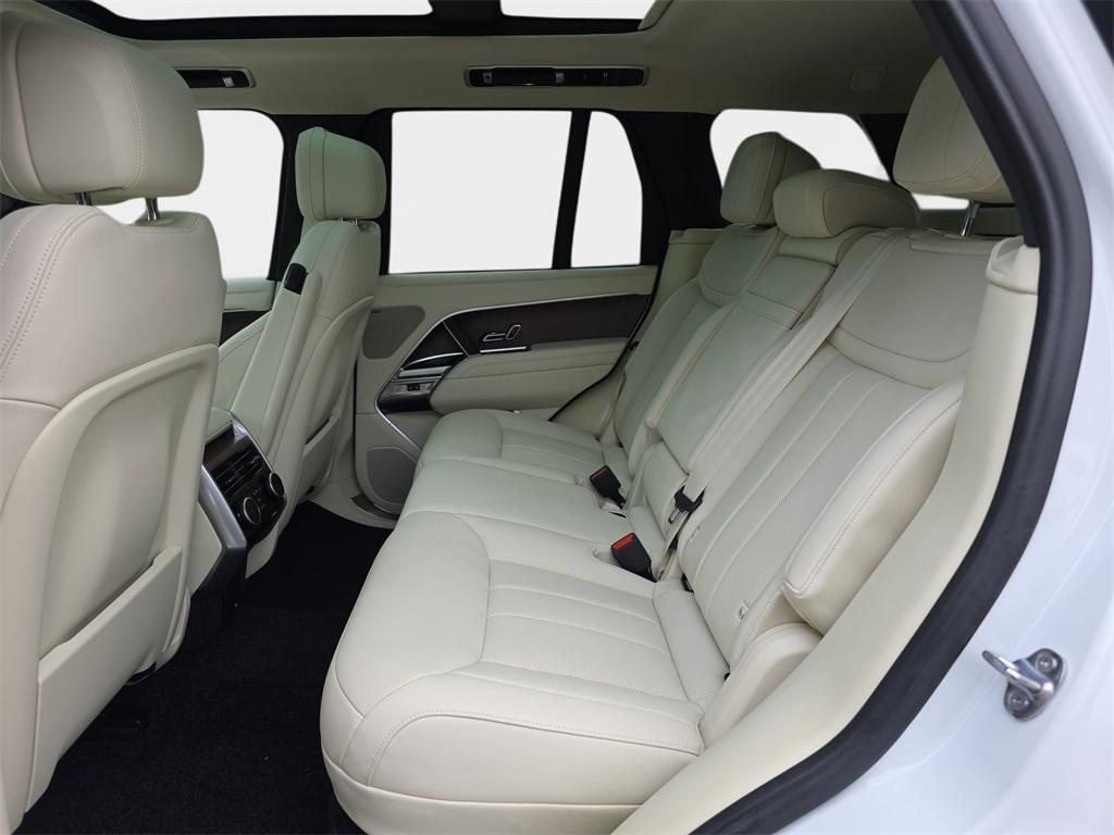 new 2025 Land Rover Range Rover car, priced at $129,630