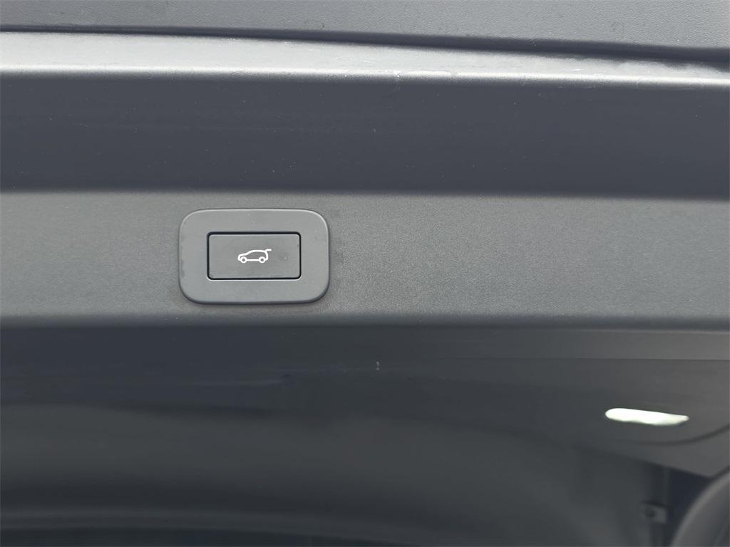 used 2025 Land Rover Range Rover Sport car, priced at $77,540