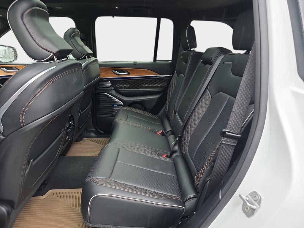 used 2023 Jeep Grand Cherokee car, priced at $39,110