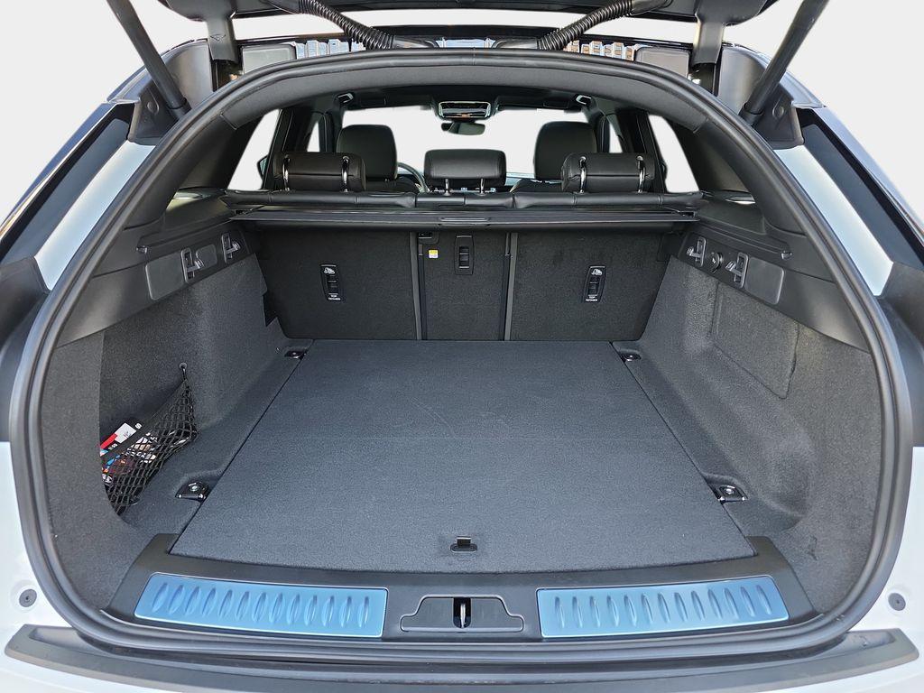 new 2026 Land Rover Range Rover Velar car