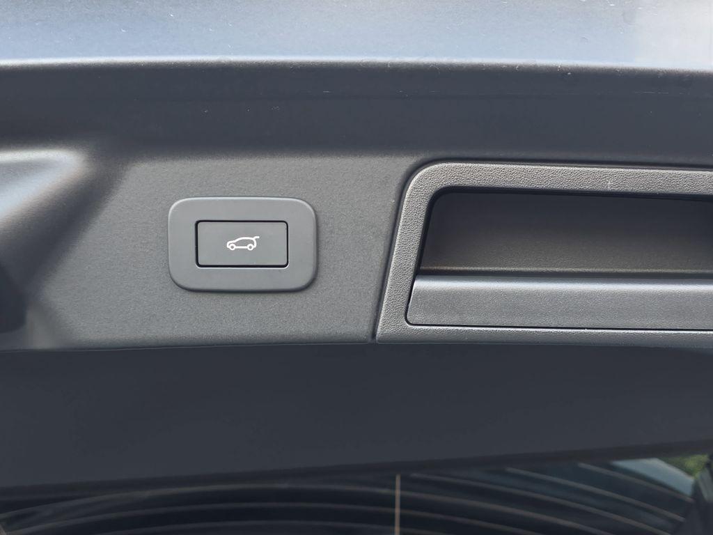 new 2026 Land Rover Range Rover Velar car