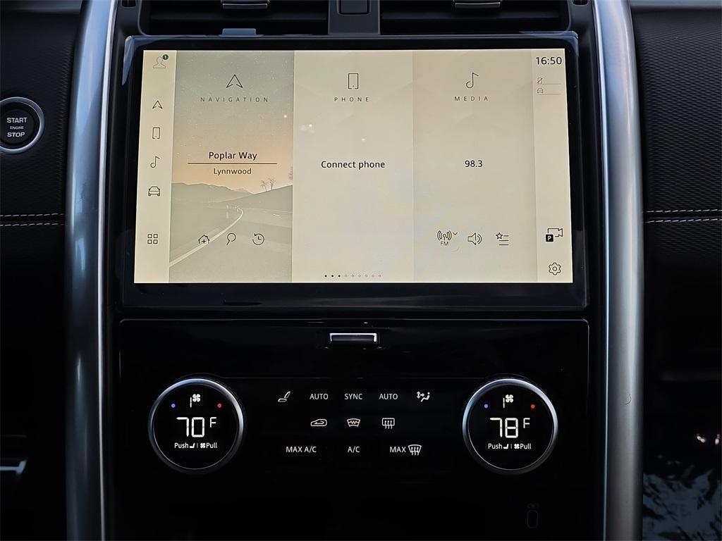 new 2026 Land Rover Discovery car