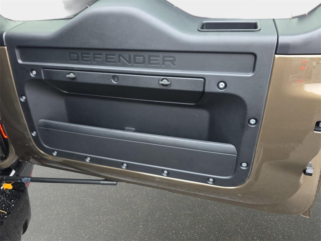 new 2026 Land Rover Defender car