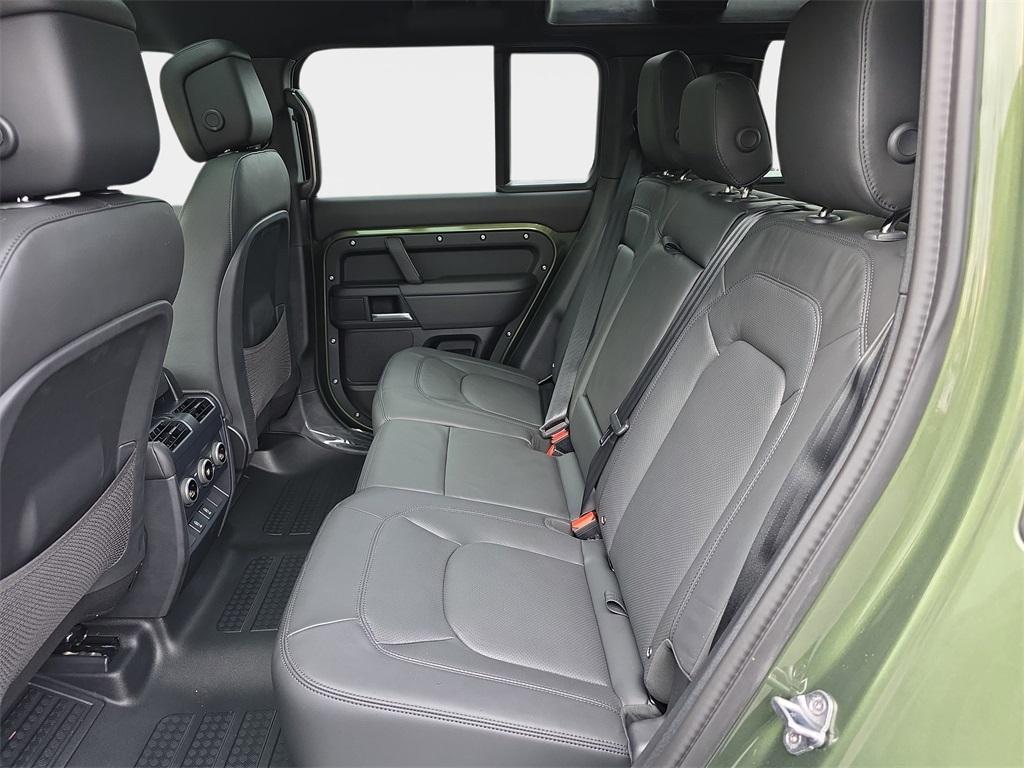 new 2026 Land Rover Defender car