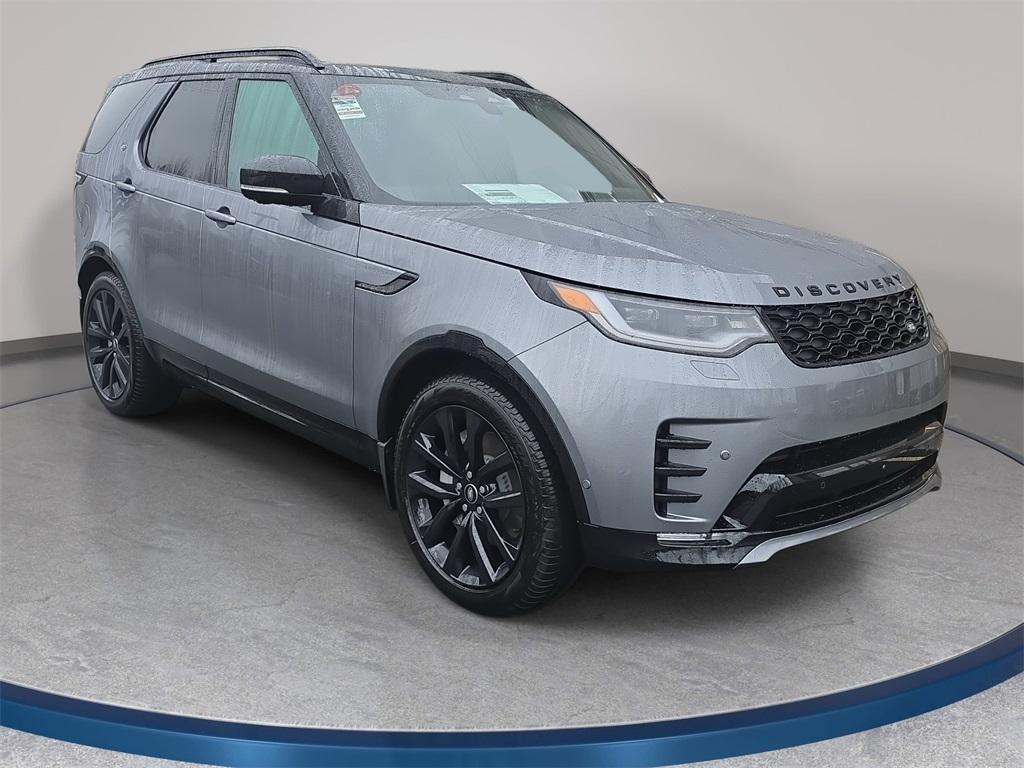 new 2026 Land Rover Discovery car