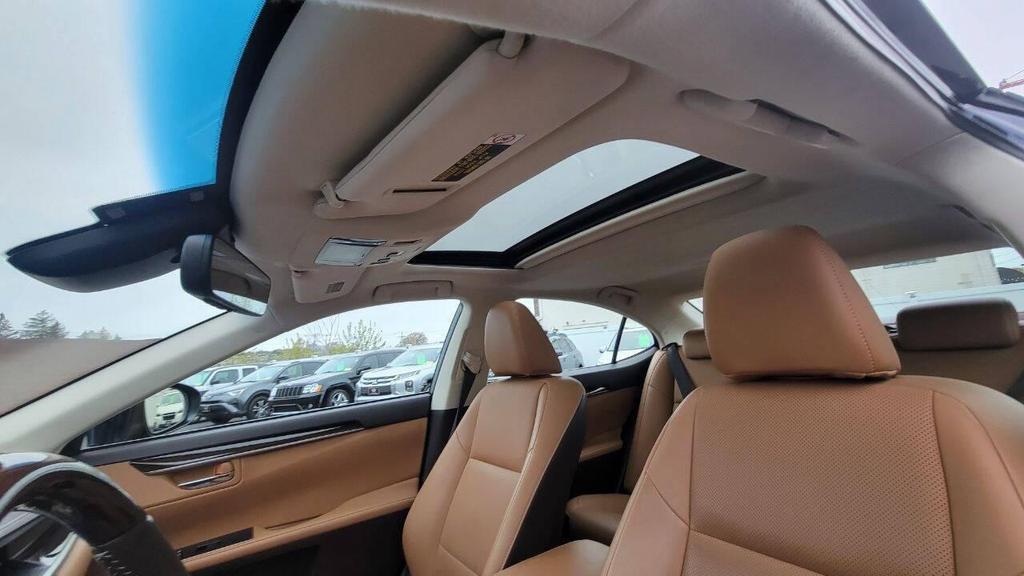 used 2017 Lexus ES 350 car, priced at $19,394