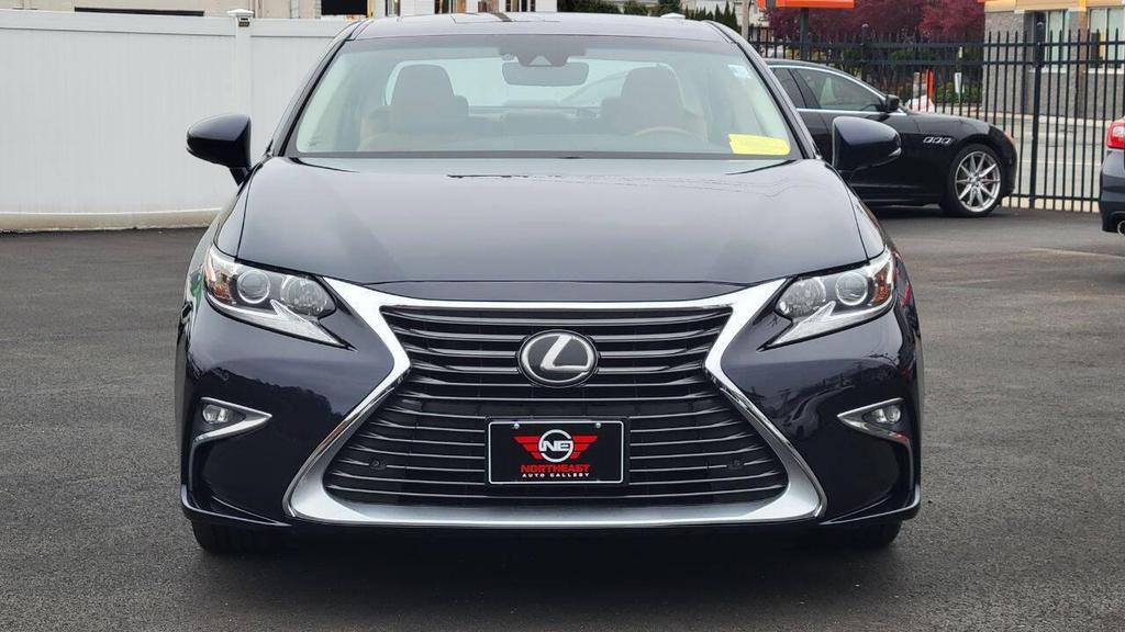 used 2017 Lexus ES 350 car, priced at $19,394