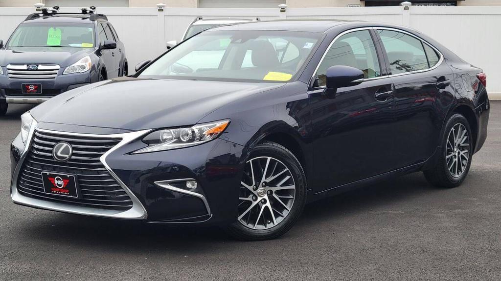 used 2017 Lexus ES 350 car, priced at $19,394