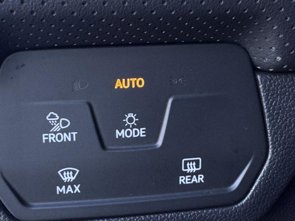 new 2026 Volkswagen Atlas car, priced at $42,867