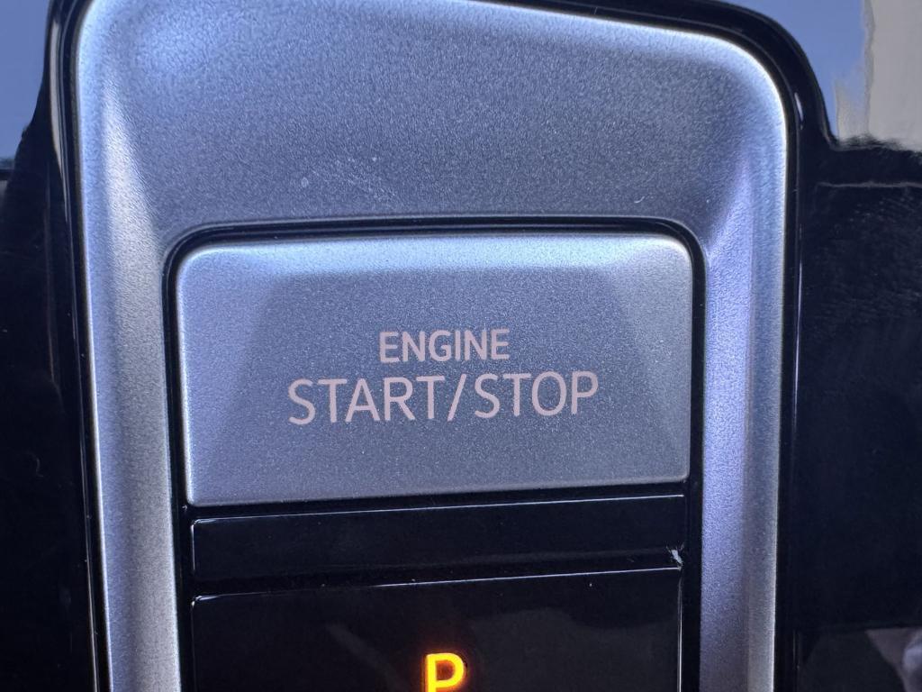 new 2026 Volkswagen Atlas car, priced at $42,867