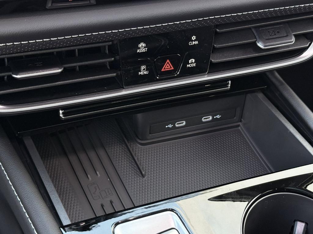 new 2026 Volkswagen Atlas car, priced at $41,283