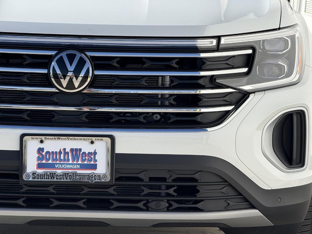 new 2026 Volkswagen Atlas car, priced at $41,283