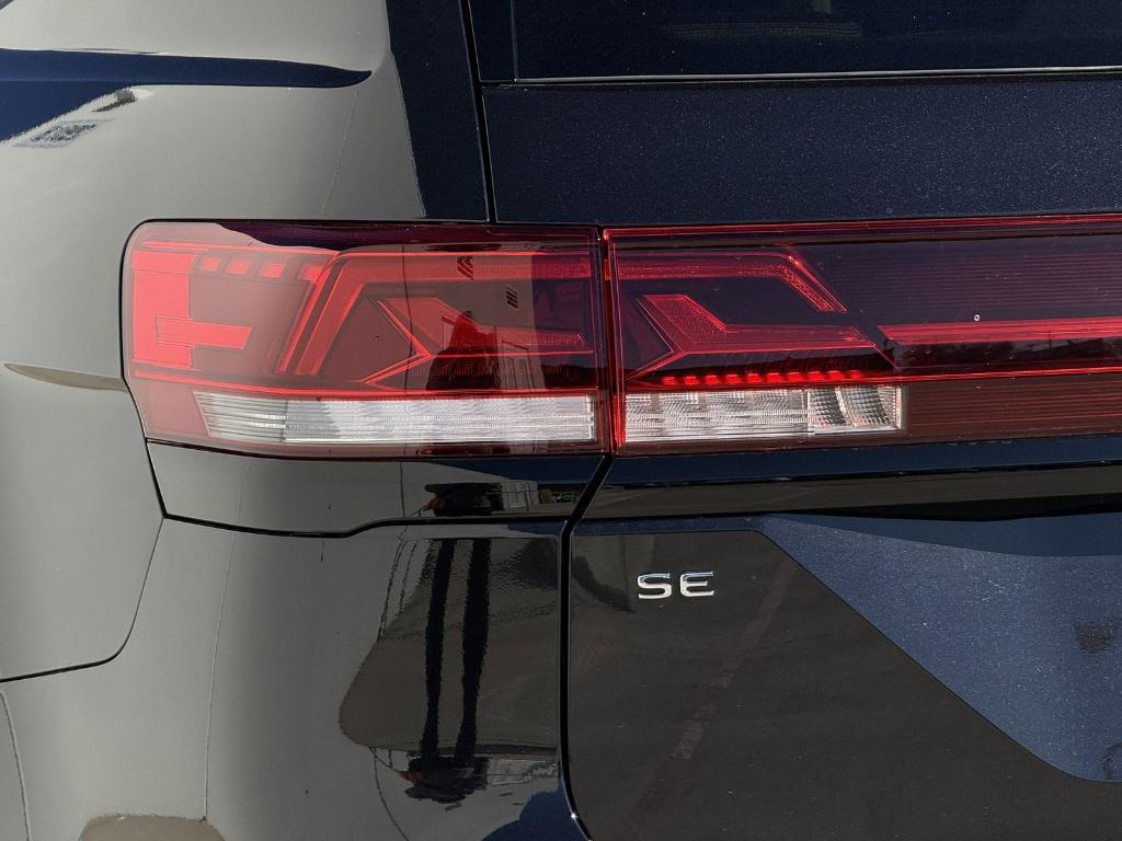 new 2026 Volkswagen Atlas car, priced at $43,846