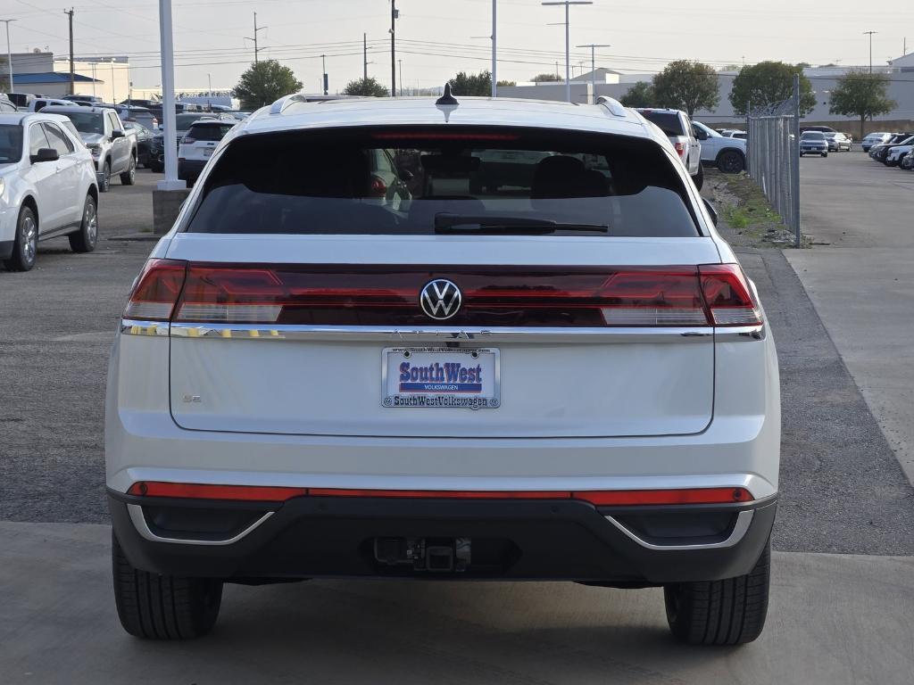 new 2026 Volkswagen Atlas Cross Sport car, priced at $41,092