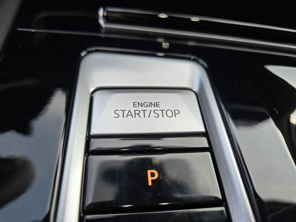 new 2026 Volkswagen Atlas Cross Sport car, priced at $41,092