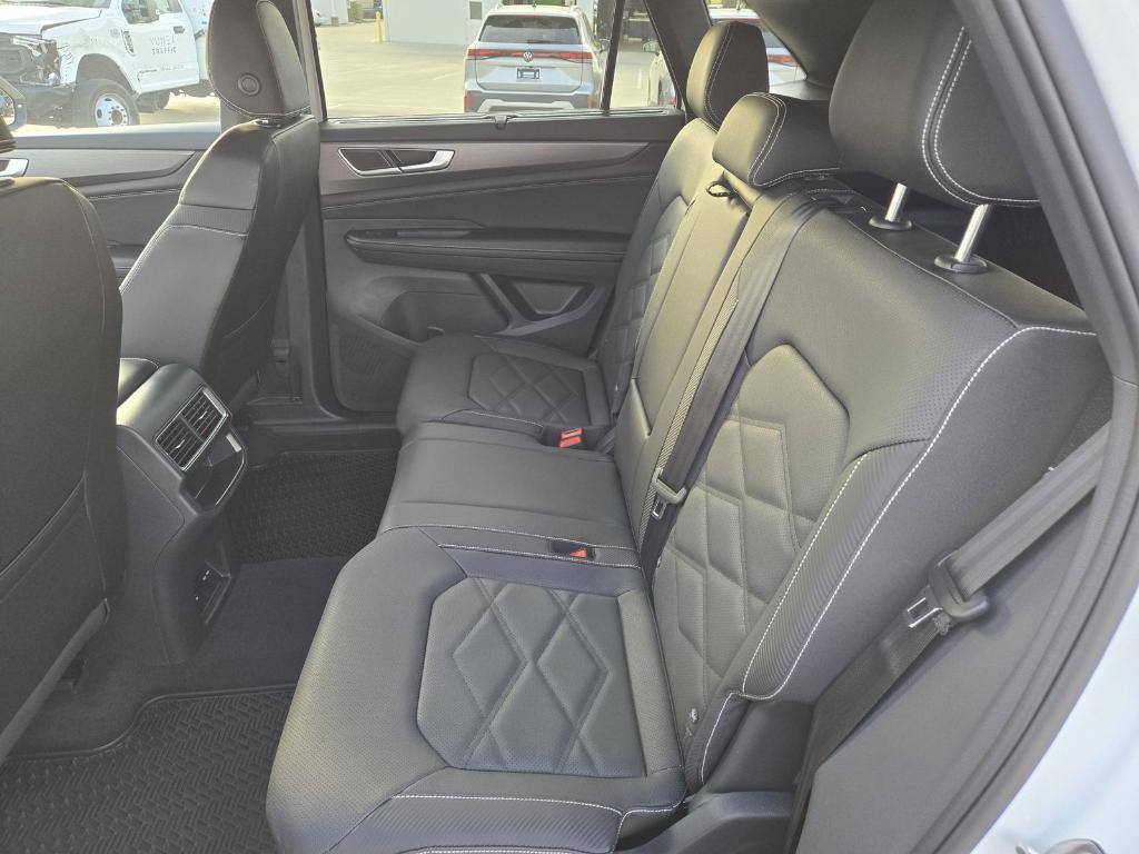 new 2026 Volkswagen Atlas Cross Sport car, priced at $41,092