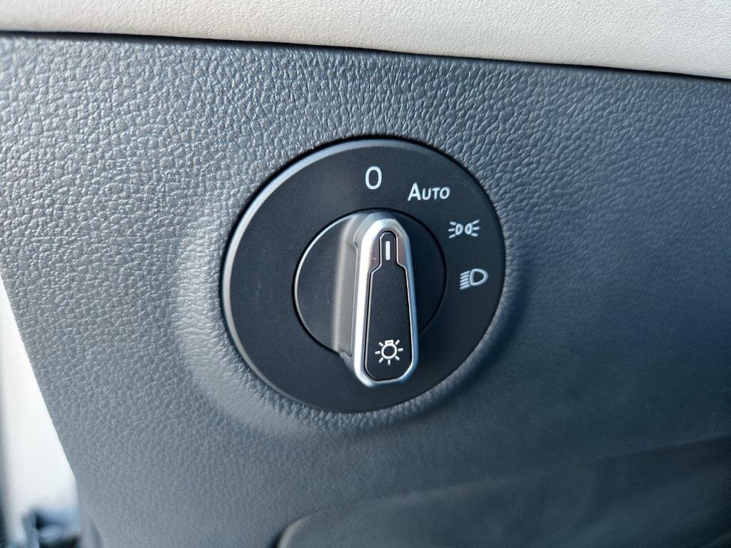 new 2026 Volkswagen Taos car, priced at $30,076