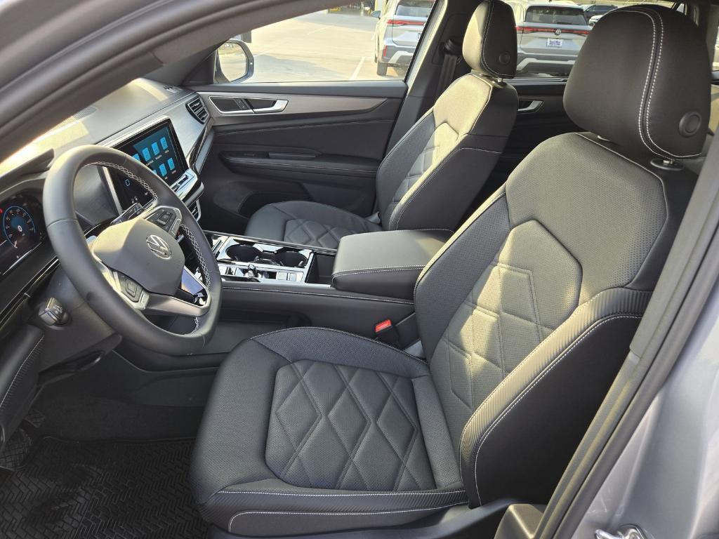 new 2026 Volkswagen Atlas Cross Sport car, priced at $41,058