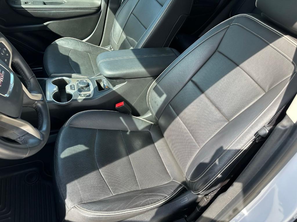 used 2020 GMC Terrain car, priced at $23,223