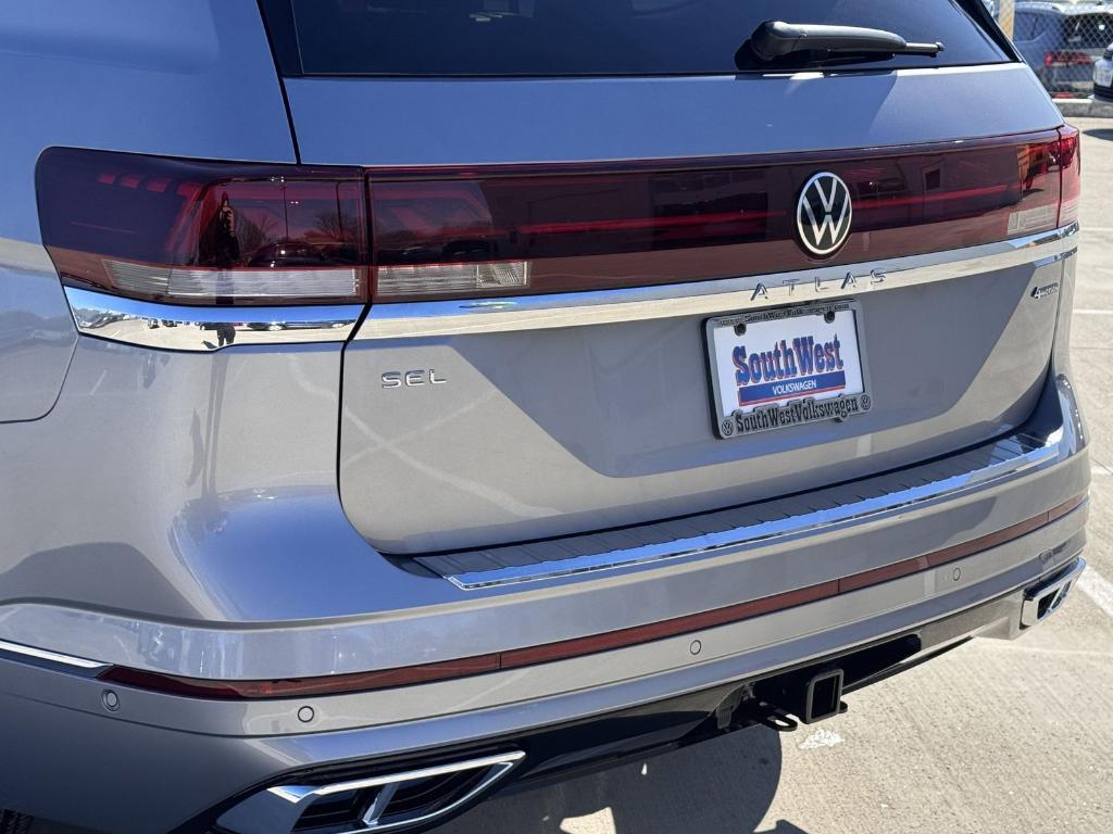 new 2026 Volkswagen Atlas car, priced at $52,432