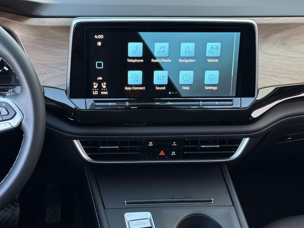 new 2026 Volkswagen Atlas car, priced at $36,626