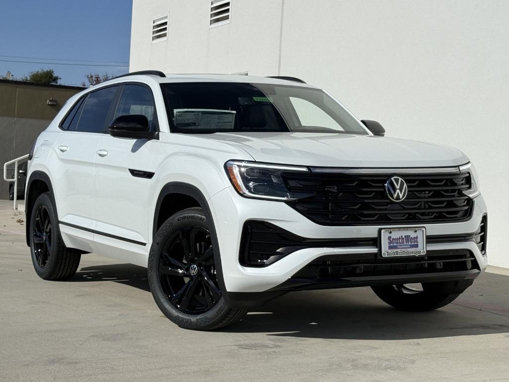 new 2026 Volkswagen Atlas Cross Sport car, priced at $49,697