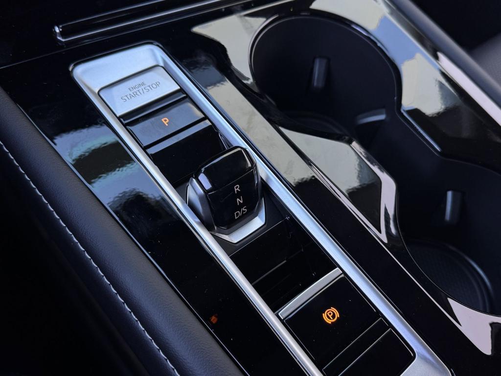 new 2026 Volkswagen Atlas car, priced at $44,721