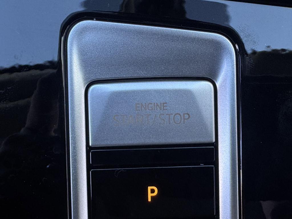 new 2026 Volkswagen Atlas car, priced at $44,721