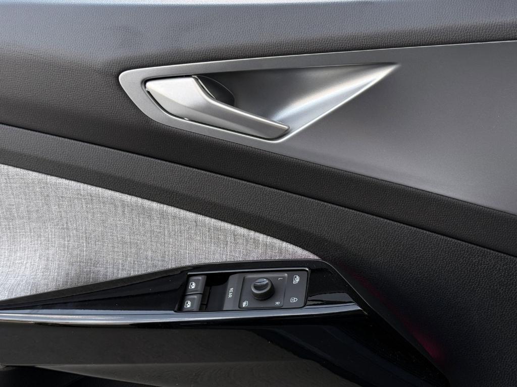 new 2026 Volkswagen ID.4 car, priced at $39,605