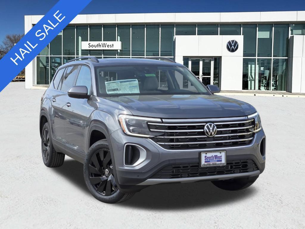 new 2025 Volkswagen Atlas car, priced at $34,317